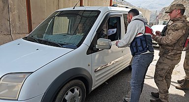 Jandarmadan şoförlere bayram ikramı