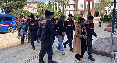 Kaçak üretim çiftliği ortaya çıktı: 5 bin kanatlı hayvan itlaf edildi