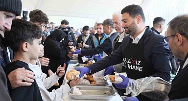 Kağıthane'de balık ekmek ziyafeti