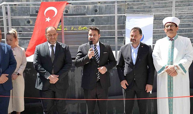 Kahramankazan'da Metin Atlı Merkez Yeni Cami dualarla ibadete açıldı