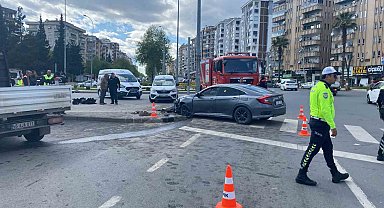 Kahramanmaraş'ta otomobil yayalara çarptı: 5 yaralı