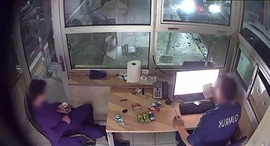 Kapıkule'de rüşvet operasyonu: 38 memuruna gözaltı