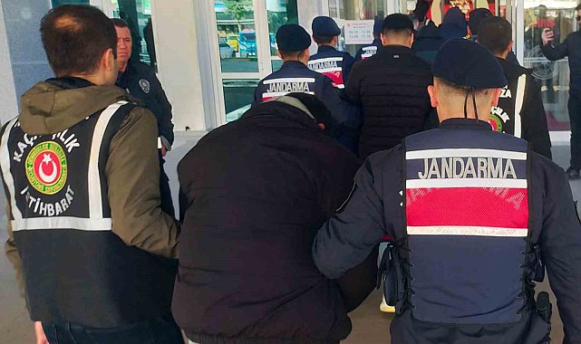 Kapıkule'deki rüşvet operasyonunda yakalanan 23 gümrük muhafaza memuru tutuklandı