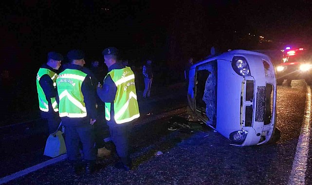 Karabük'te devrilen otomobil 30 metre sürüklendi: 3'ü çocuk 5 yaralı