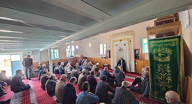 Karacakaya'da çiftçiler yağmur duasında buluştu