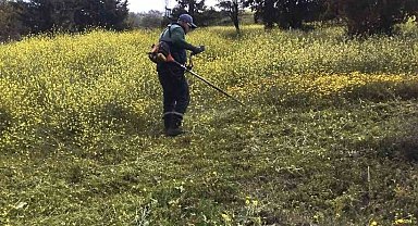 Karacasu Belediyesi'nden mezarlıklarda temizlik seferberliği