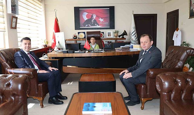 Karacasu'da kaymakamlık koltuğunu ilkokul öğrencisi Karaman devraldı