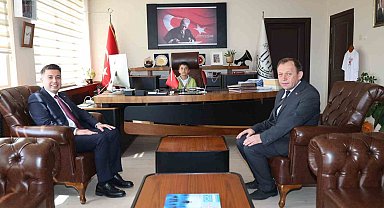 Karacasu'da kaymakamlık koltuğunu ilkokul öğrencisi Karaman devraldı