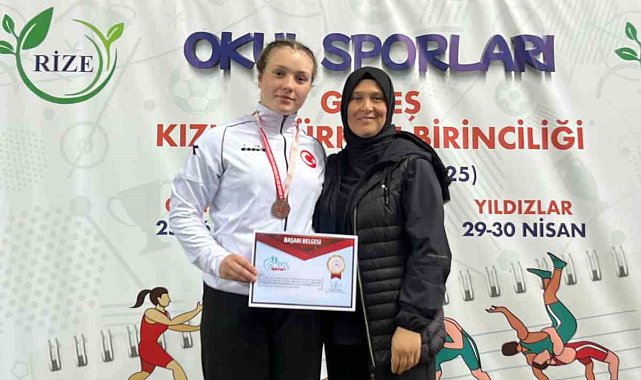 Karakaya Türkiye 3.'üncüsü oldu