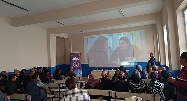 Kars'ta Jandarma'dan Anne Adaylarına "En İyi Narkotik Polisi Anne Eğitimi"
