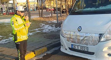 Kars'ta öğrenci servisleri denetlendi