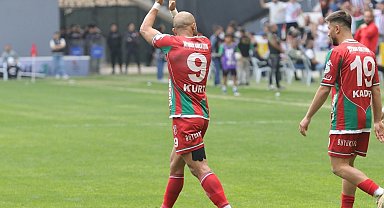Karşıyaka'da İshak Kurt, gol krallığına oynuyor