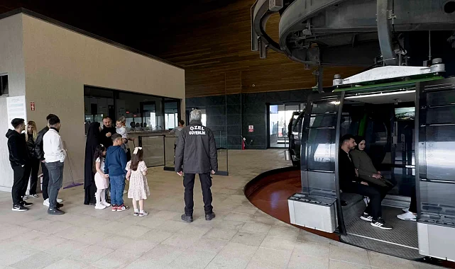 Kartepe Teleferik bayram tatilinde yoğun ilgi gördü