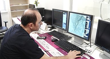 Kasıktan girilerek yapılan operasyonda kalp kapakçığı değiştirildi