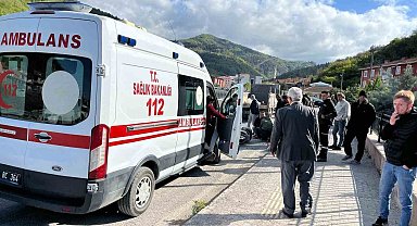 Kastamonu'da motosiklet kamyona çarptı: 1 yaralı
