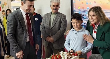 Kaymakam Cevat Gün'den Murat'a sürpriz doğum günü