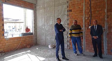 Kaymakam Özderin Aliçetinkaya İlkokulu inşaatı ziyaret etti