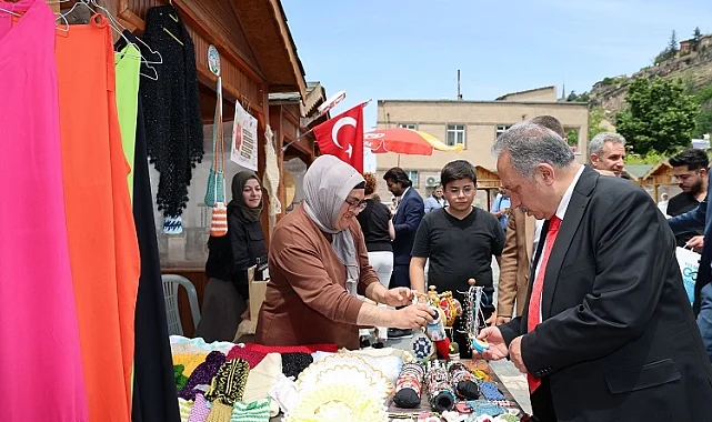 Kayseri Talas'ta Maharetli Eller görücüye çıkıyor