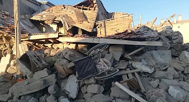 Kayseri'de ev ve ahır çöktü, 37 hayvan telef oldu