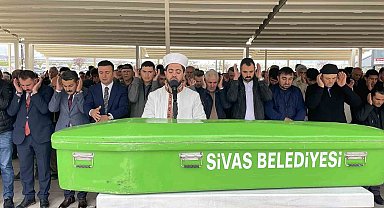 Kazada ölen öğretmen toprağa verildi