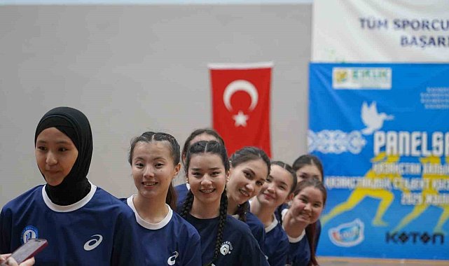 Kazakistanlı öğrenciler Bartın'da buluştu