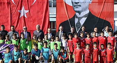 Kemer'de 23 Nisan Futbol Turnuvası başladı