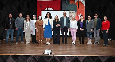 Kemer'de kurs öğrencilerine seminer verildi