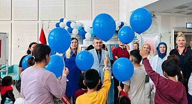 Kepez Devlet Hastanesi'nde 'otizm' farkındalığı