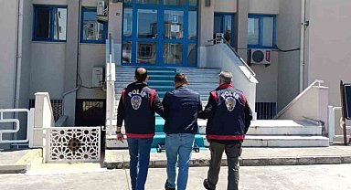 Kesinleşmiş hapis cezası bulunan 2 kişi yakalandı