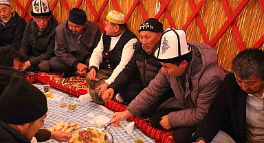 Kırgız Türkleri Ankara'da geleneklerini yaşatıyor