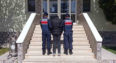 Kırıkkale'de aranan 2 hükümlü yakalandı