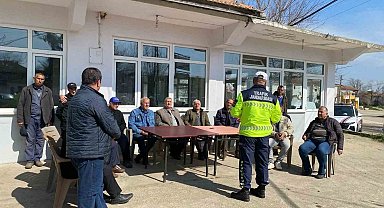 Kırklareli'nde traktör sürücüleri bilgilendirildi