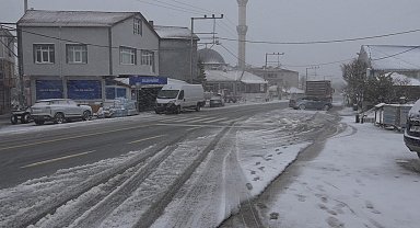 Kırklareli'nin yüksek kesimlerinde kar etkili oluyor