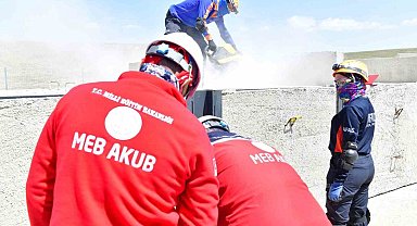 Kırşehir'de MEB AKUB ekibinden gerçeğini aratmayan tatbikat