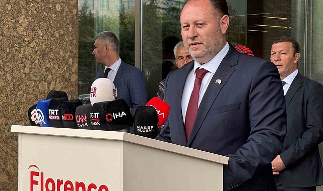 KKTC Meclis Başkanı Ziya Öztürkler, Sırrı Süreyya Önder'i hastanede ziyaret etti