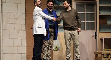 Kocaeli Çayırova'da hafta sonu tiyatro dolu geçti