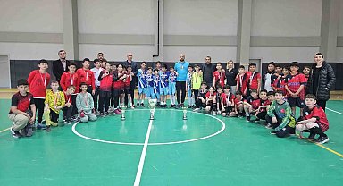 Koçarlı'da futsal müsabakasının birincisi belli oldu