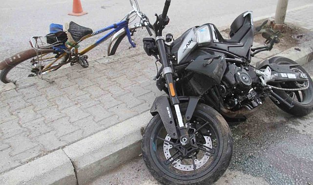 Konya'da motosikletle çarpışan bisikletli hayatını kaybetti