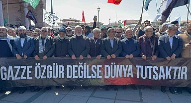 Konya'da "Gazze Ölüyor Ayağa Kalk" yürüyüşü