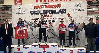 Körfezli karatecilerden 5 sporcu ile 5 şampiyonluk