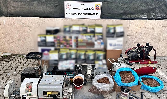 Korkuteli'nde kaçak tütün imalathanesine jandarma baskını