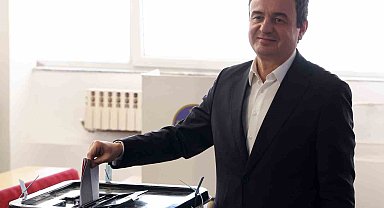 Kosova Başbakanı Albin Kurti istifasını sundu