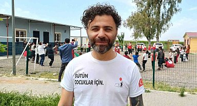 Köy okulunda 30 sene sonra 23 Nisan coşkusu
