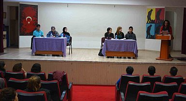 Köyceğiz'de liseler arası münazara turnuvası başladı