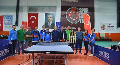 Köyceğiz'de okul yöneticileri sporda buluştu