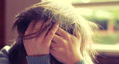 Kronik uykusuzluk öğrenmeyi güçleştirip, hafıza problemlerine yol açabiliyor!