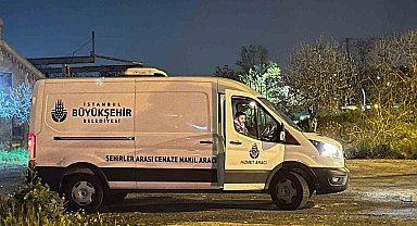 Küçükçekmece'de boş arazide çürümüş halde erkek cesedi bulundu