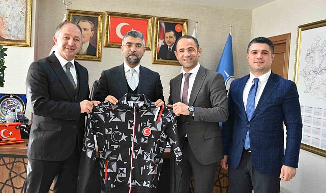 Küçükoğlu'na teşekküre gittiler