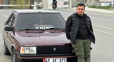 Kullandığı traktörün altında kaldı