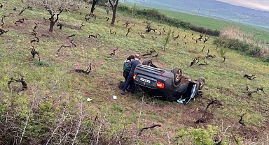 Kurtalan'da otomobil takla attı: 3 yaralı